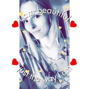 Meet your Posher, Dominique